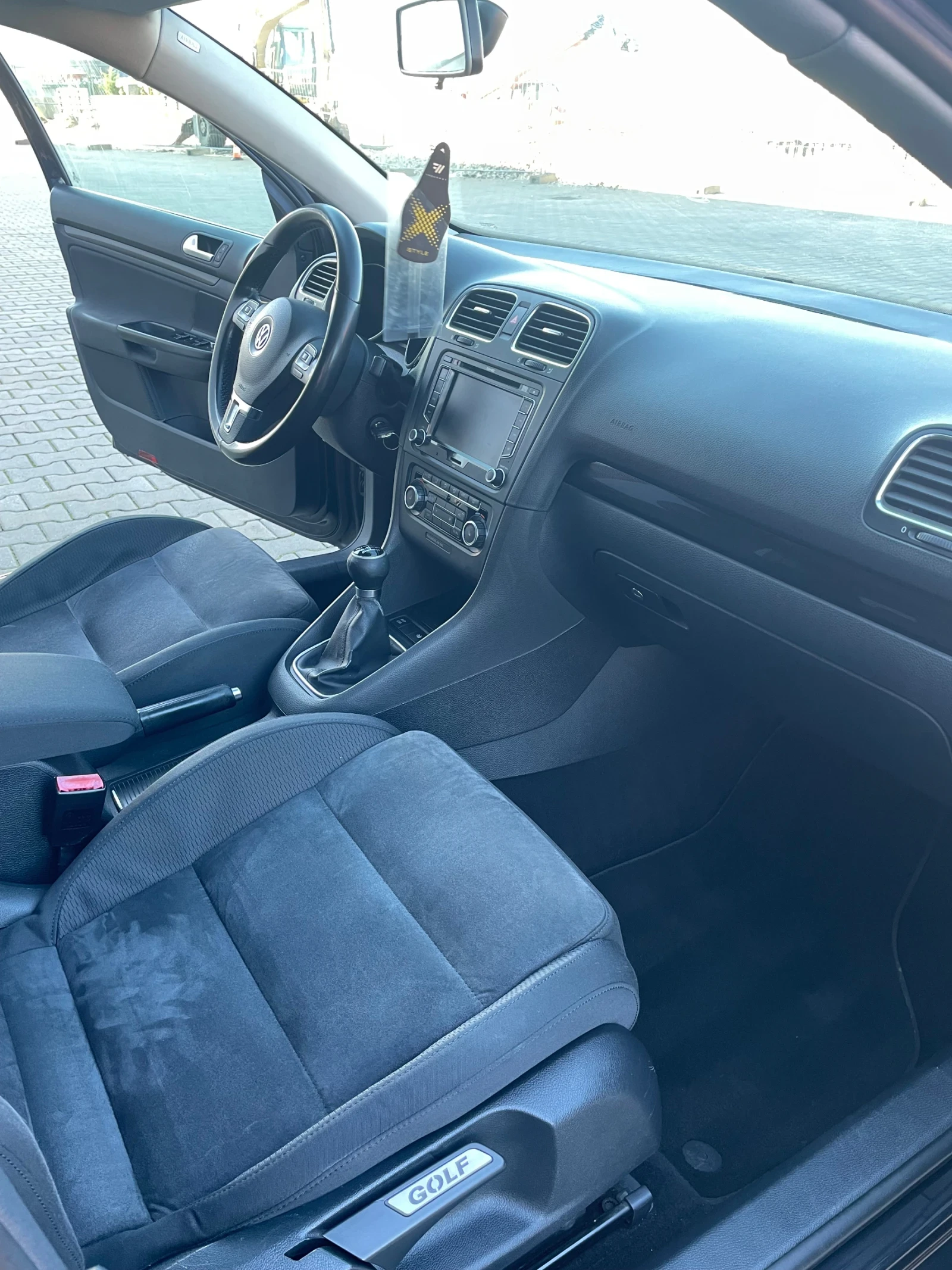 VW Golf GTD | Mobile.bg   12