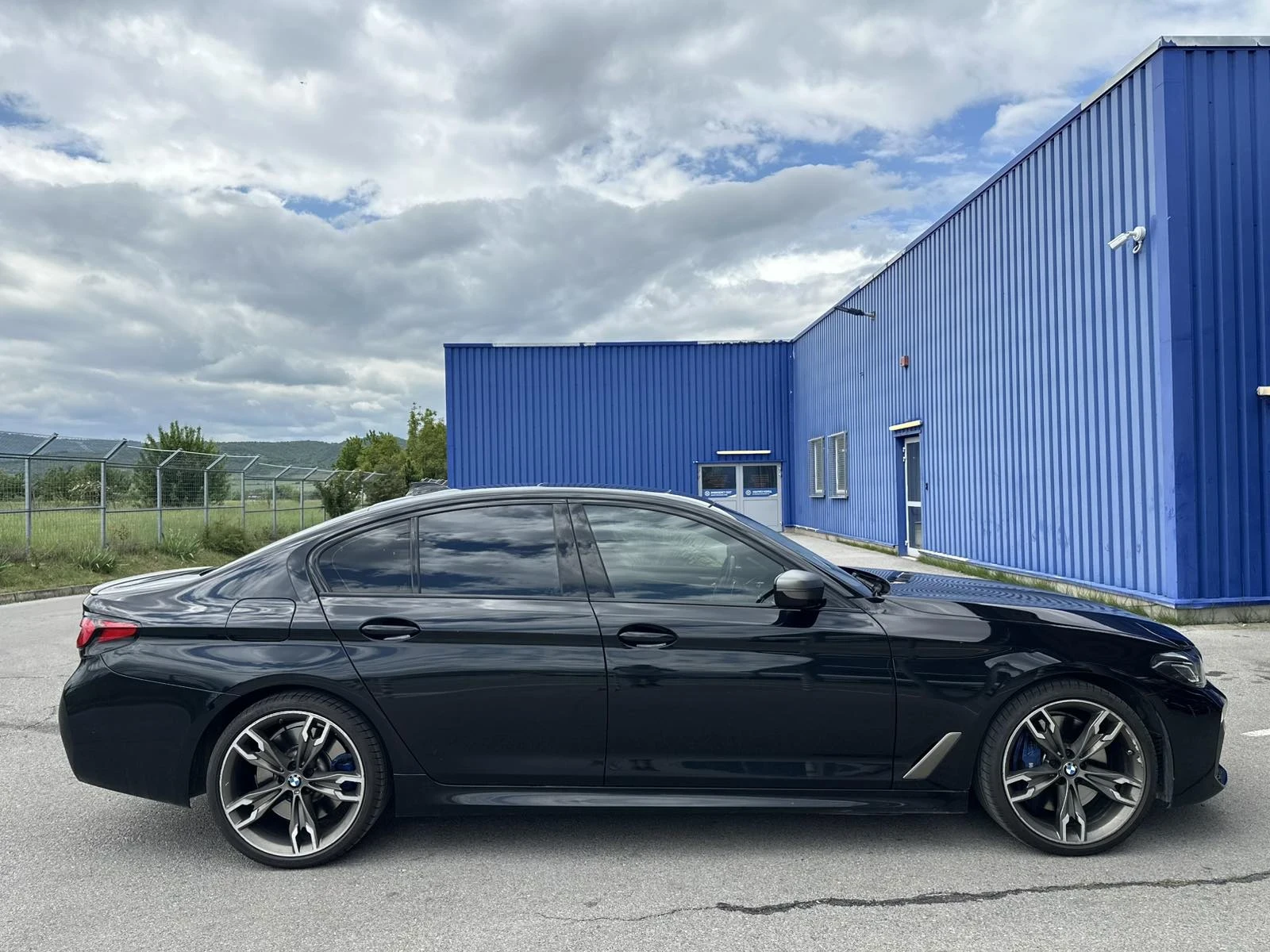 BMW 550 M550xi - изображение 4