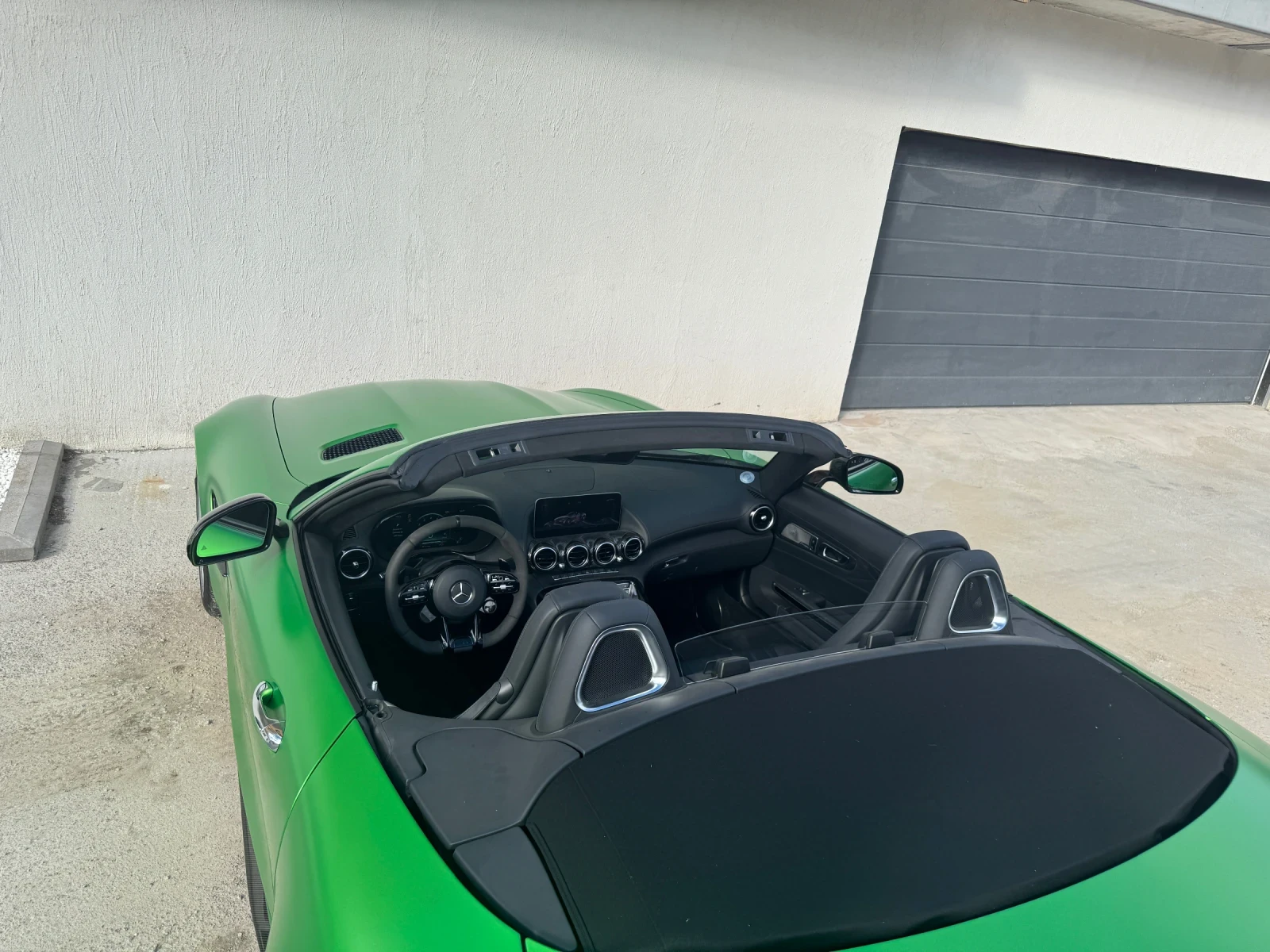 Mercedes-Benz AMG GT R AMG GTR Roadster one of 750 - изображение 9