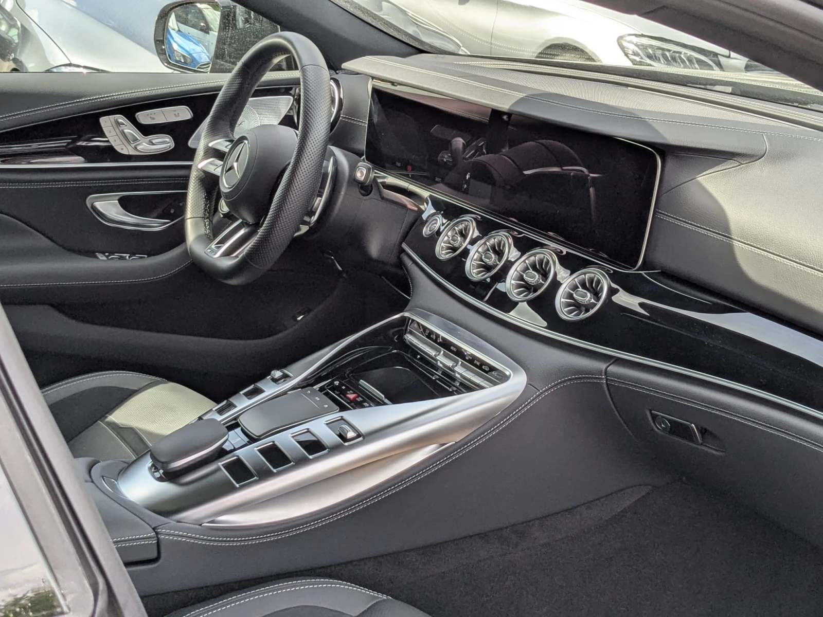 Mercedes-Benz AMG GT 4-Door Coupe 53 EQ Boost 4MATIC+  - изображение 8