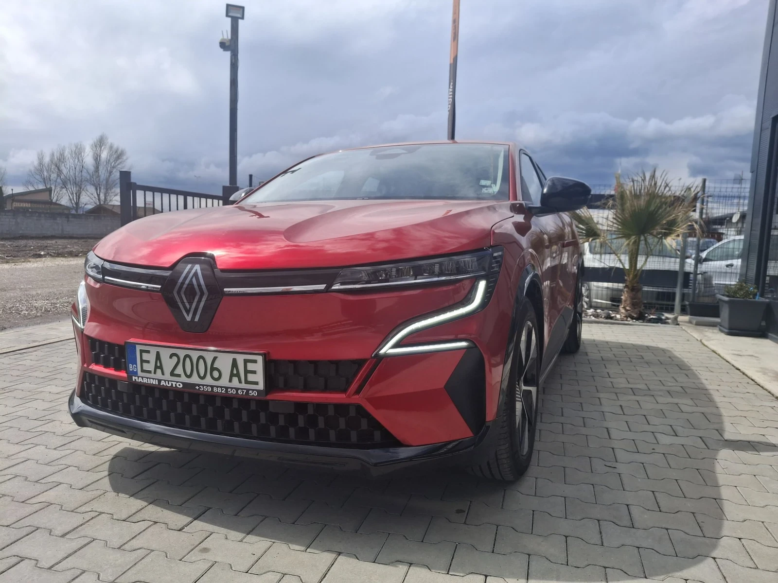 Renault Megane E-Tech* Motor Recharge * Европейска Гаранция Лизин