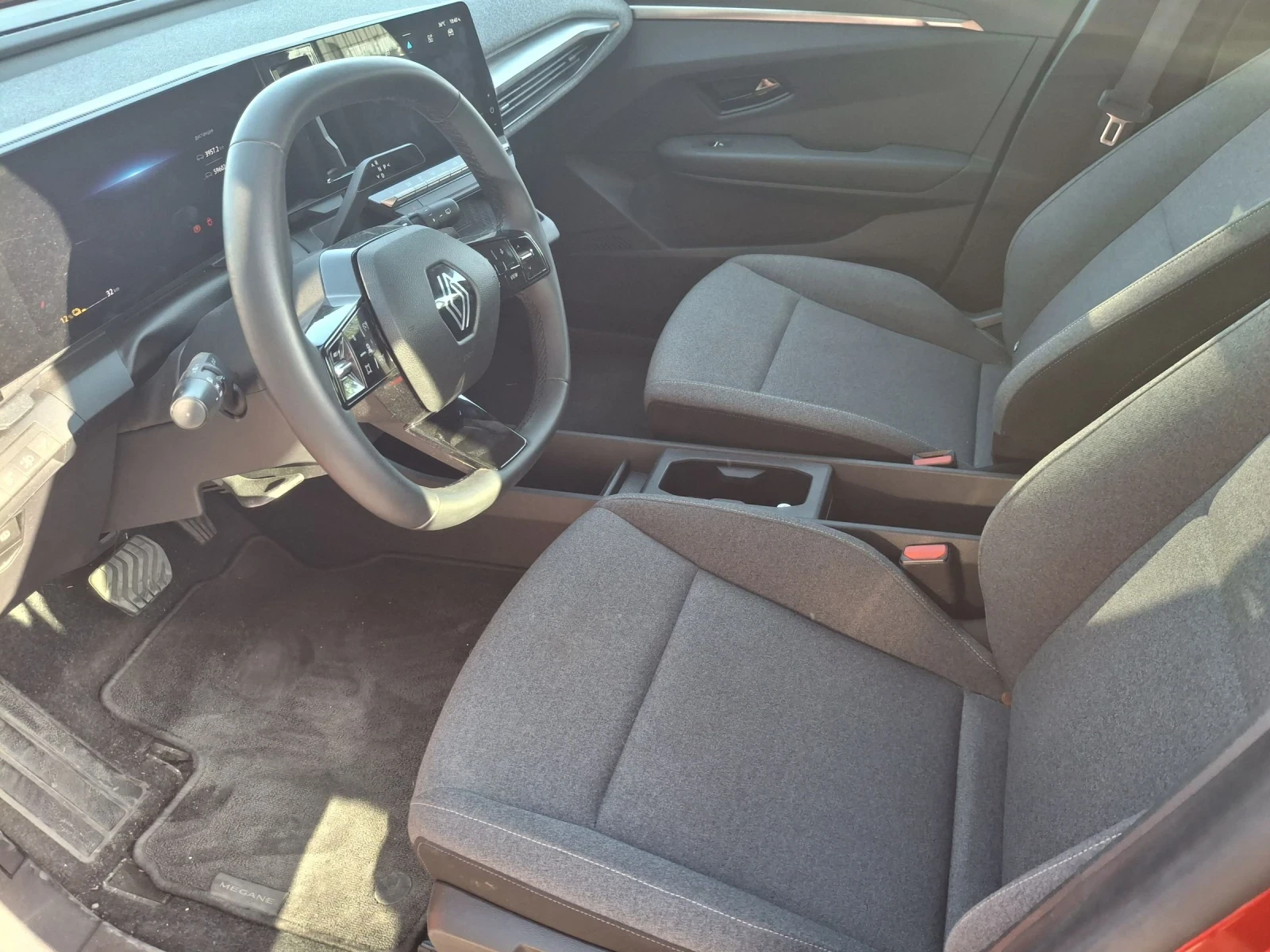 Renault Megane E-Tech* Motor Recharge *    | Mobile.bg   12