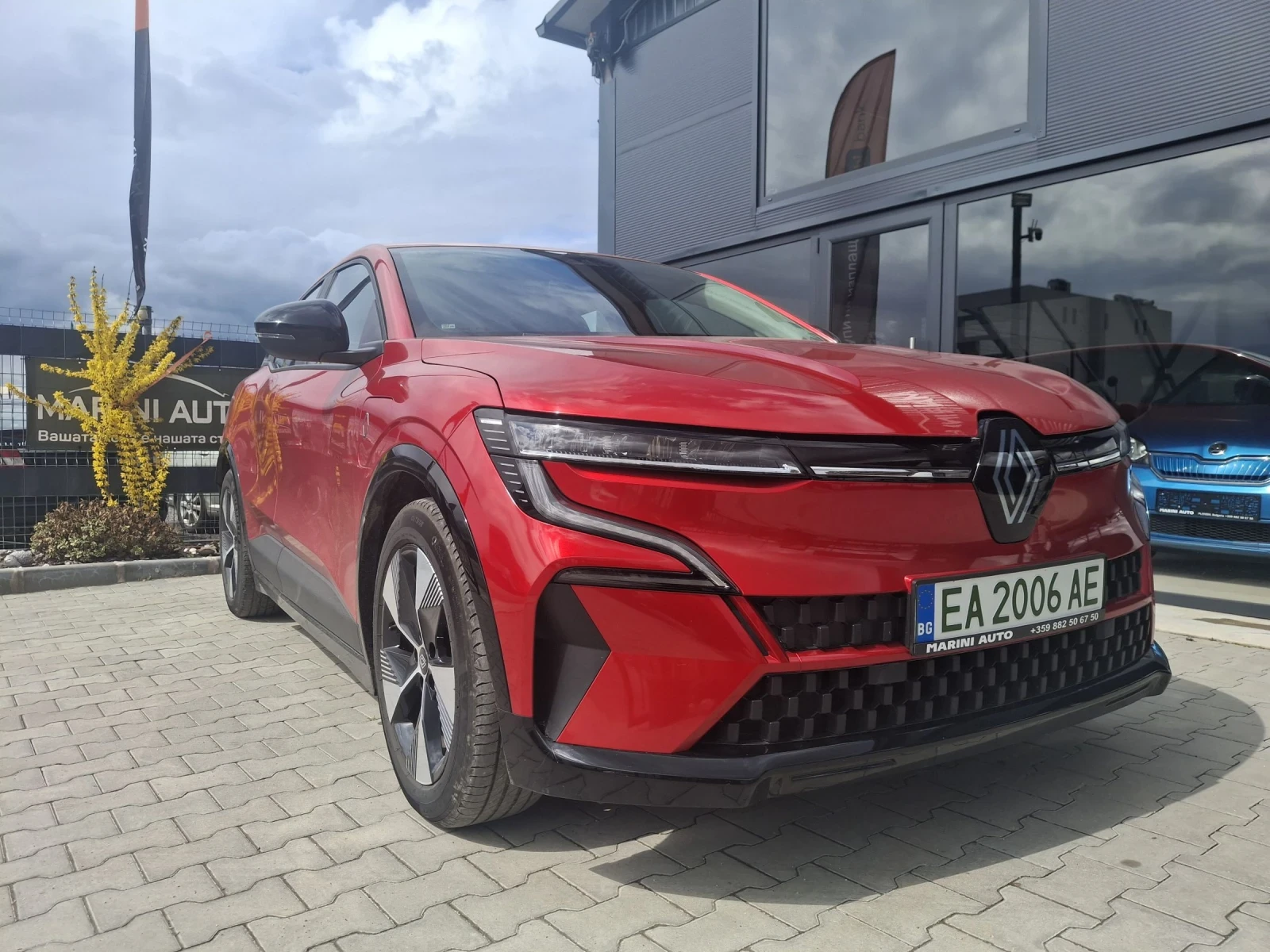 Renault Megane E-Tech* Motor Recharge * Европейска Гаранция Лизин, снимка 4 - Автомобили и джипове - 50785591