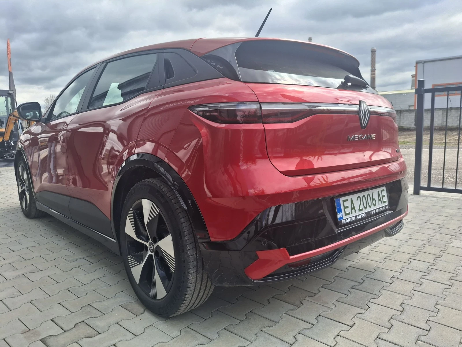 Renault Megane E-Tech* Motor Recharge * Европейска Гаранция Лизин, снимка 5 - Автомобили и джипове - 50785591