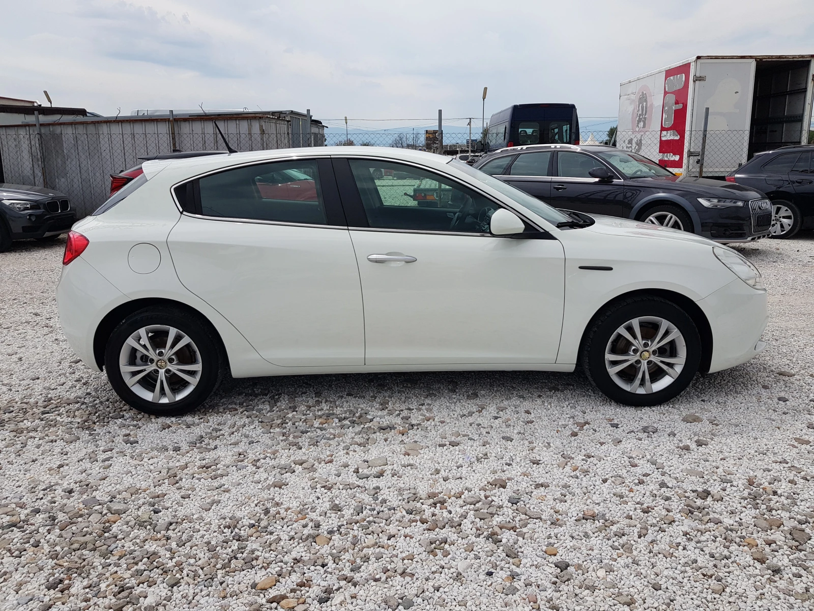 Alfa Romeo Giulietta 1.6 JTD - 105 к.с. EURO 5B ЛИЗИНГ - изображение 4