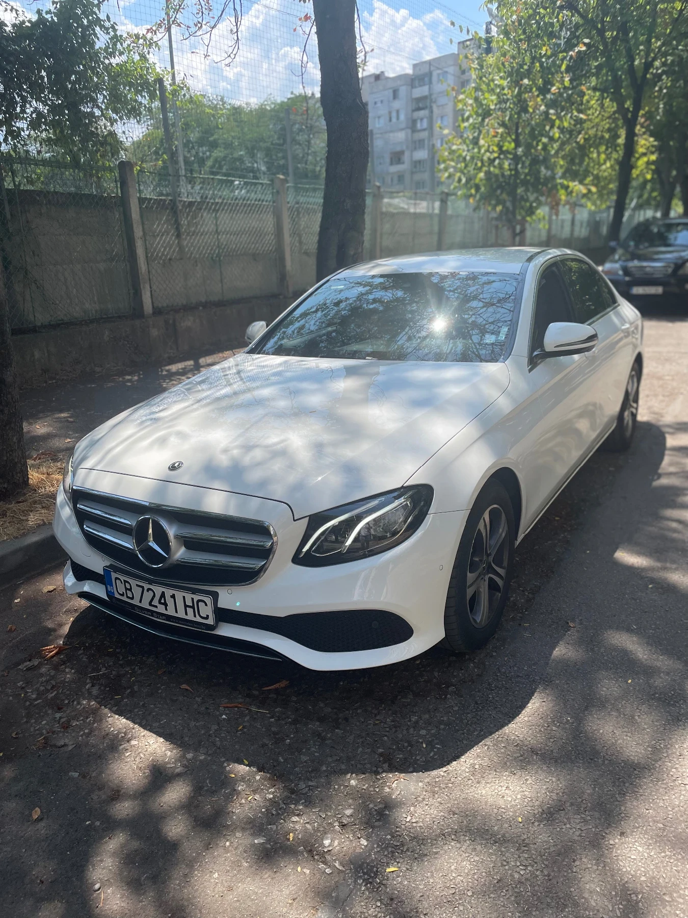 Mercedes-Benz E 200 4MATIC - изображение 3
