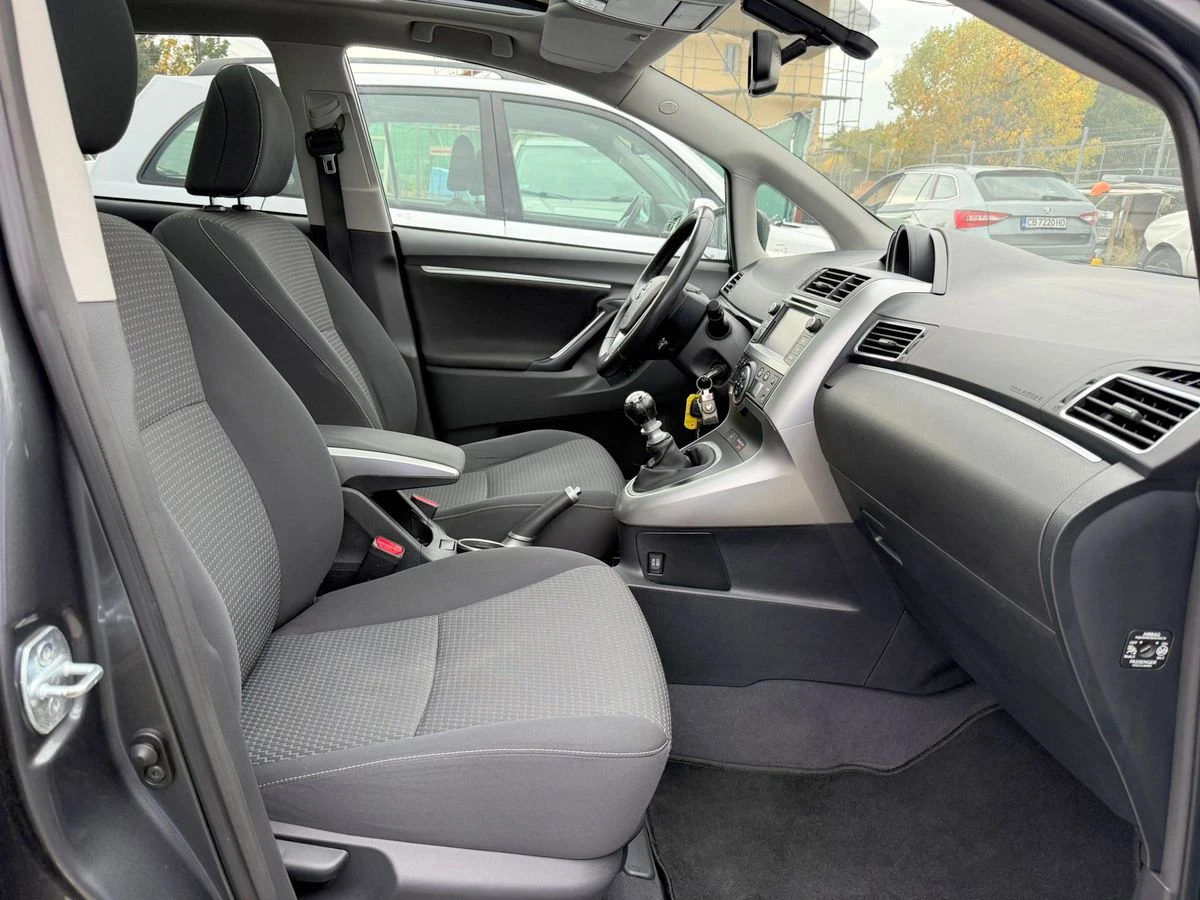 Toyota Verso 1.6_D-4D_7-места_Панорама - изображение 10