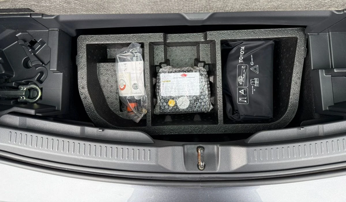 Toyota Verso 1.6_D-4D_7-_ | Mobile.bg   17