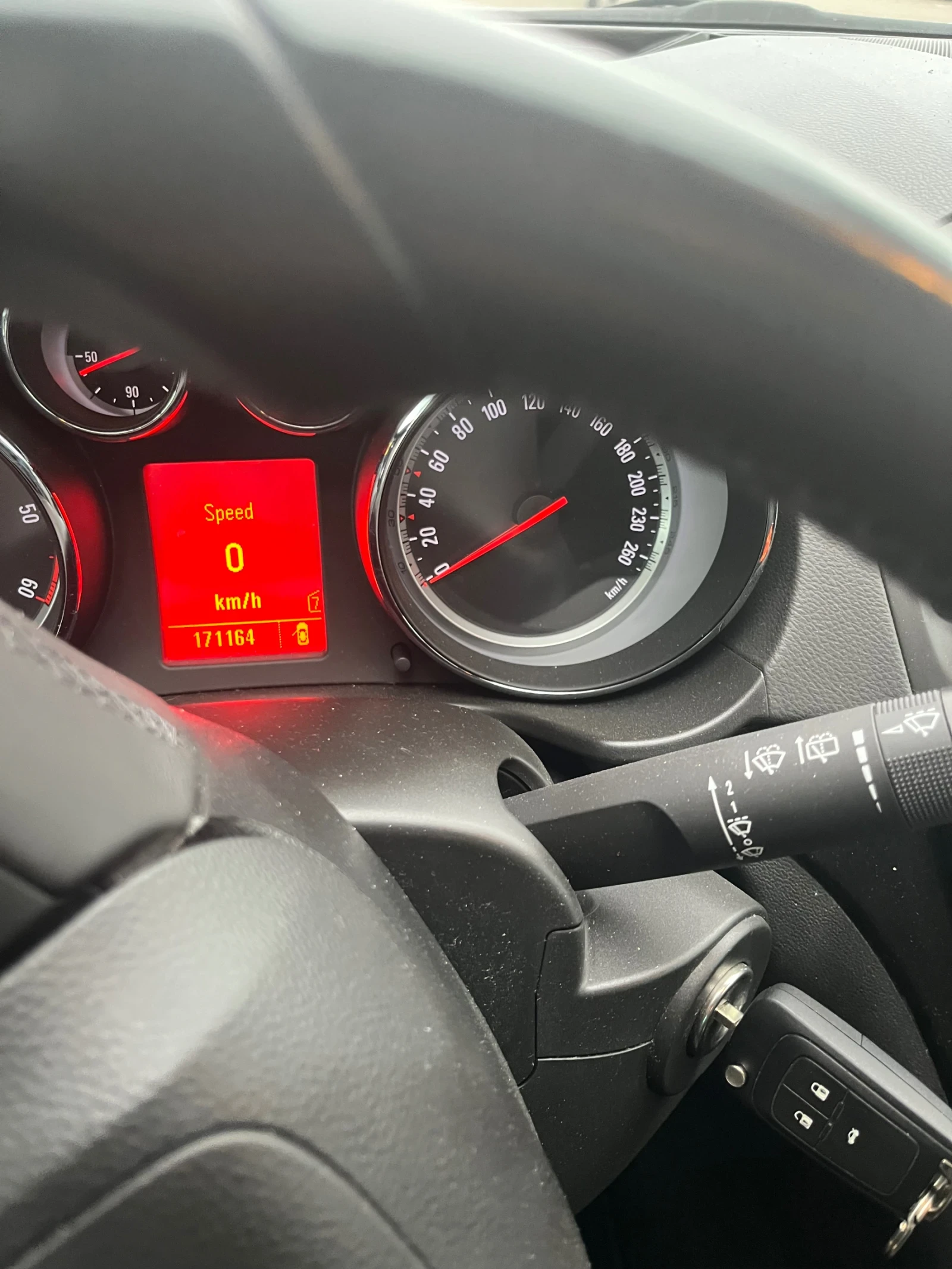 Opel Insignia  - изображение 4