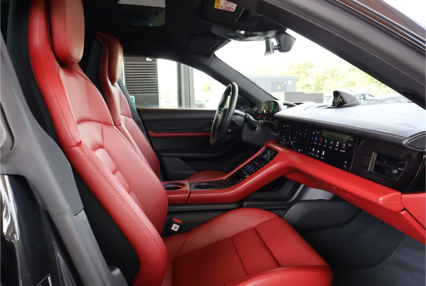 Porsche Taycan 4s/571HP/360/MASSAGE/PANO/824v | Mobile.bg   15