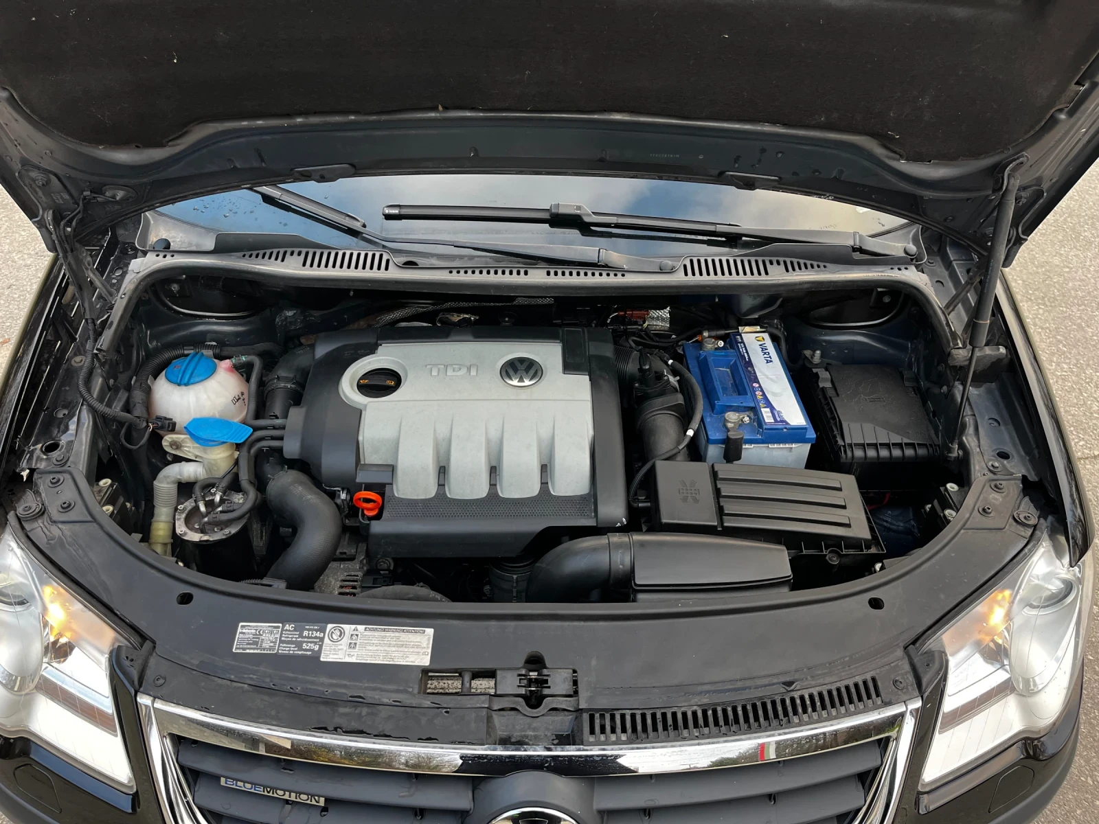 VW Touran 1.9TDI 105 * FACELIFT * PODGREV * BLUEMOTION , снимка 17 - Автомобили и джипове - 53731020