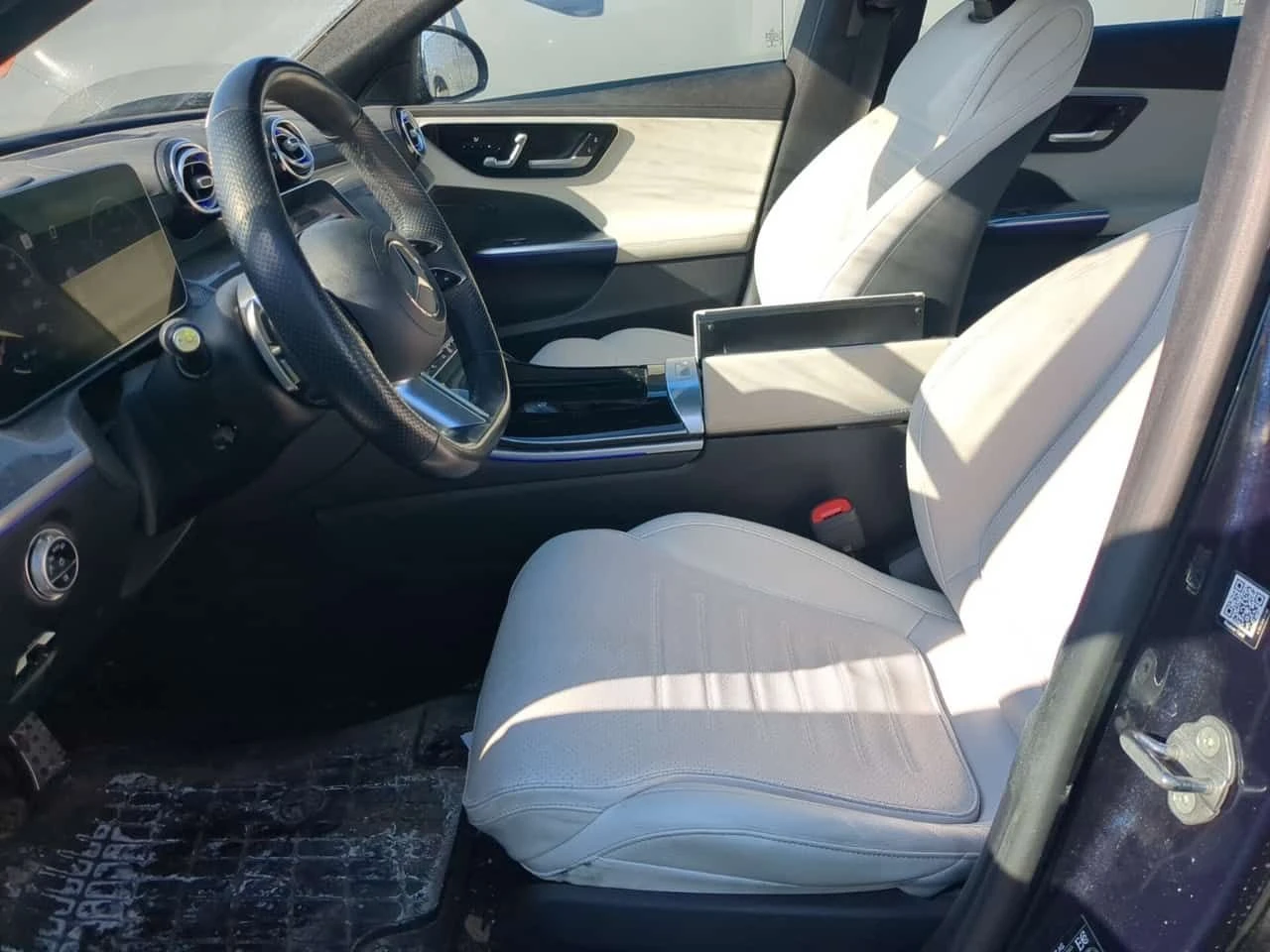 Mercedes-Benz C 300 * PANORAMA* 360 КАМЕРИ* ПАМЕТ* CARFAX *  - изображение 5