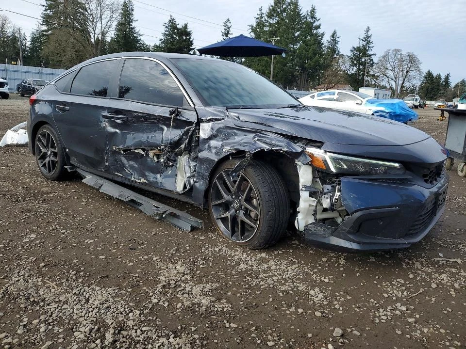 Honda Civic 1.5L 4 Front-wheel Drive, снимка 5 - Автомобили и джипове - 53713643