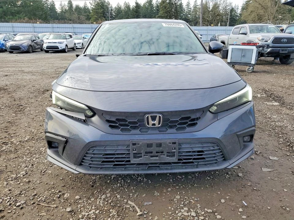 Honda Civic 1.5L 4 Front-wheel Drive, снимка 6 - Автомобили и джипове - 53713643