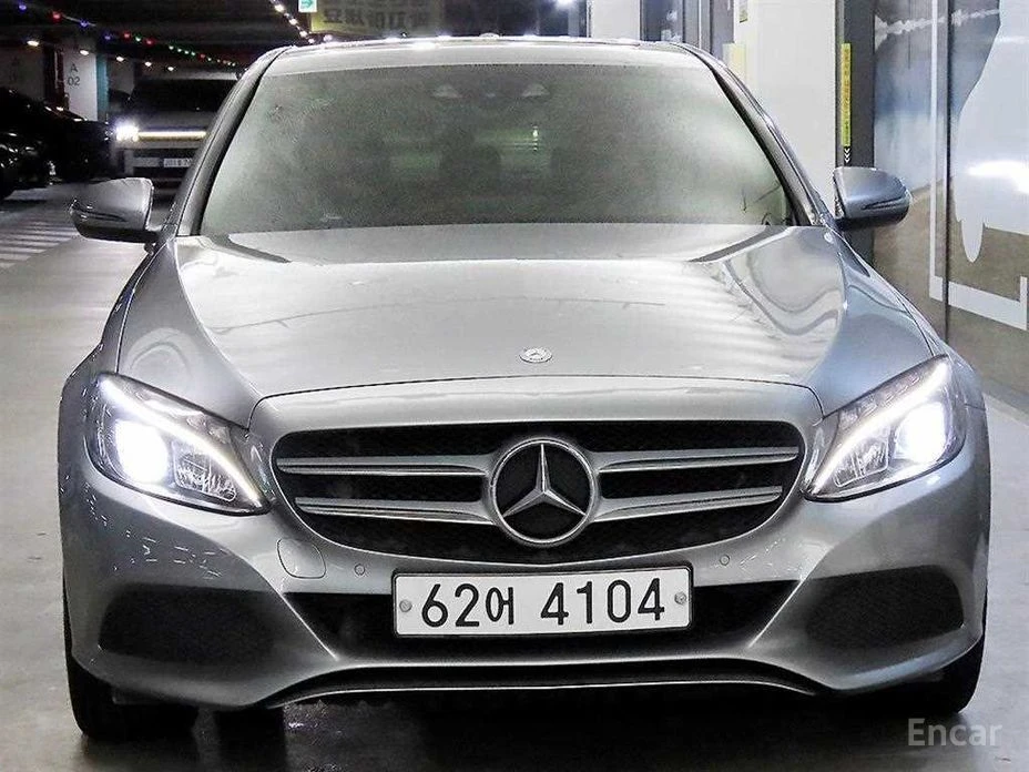 Mercedes-Benz C 200, снимка 2 - Автомобили и джипове - 53728883