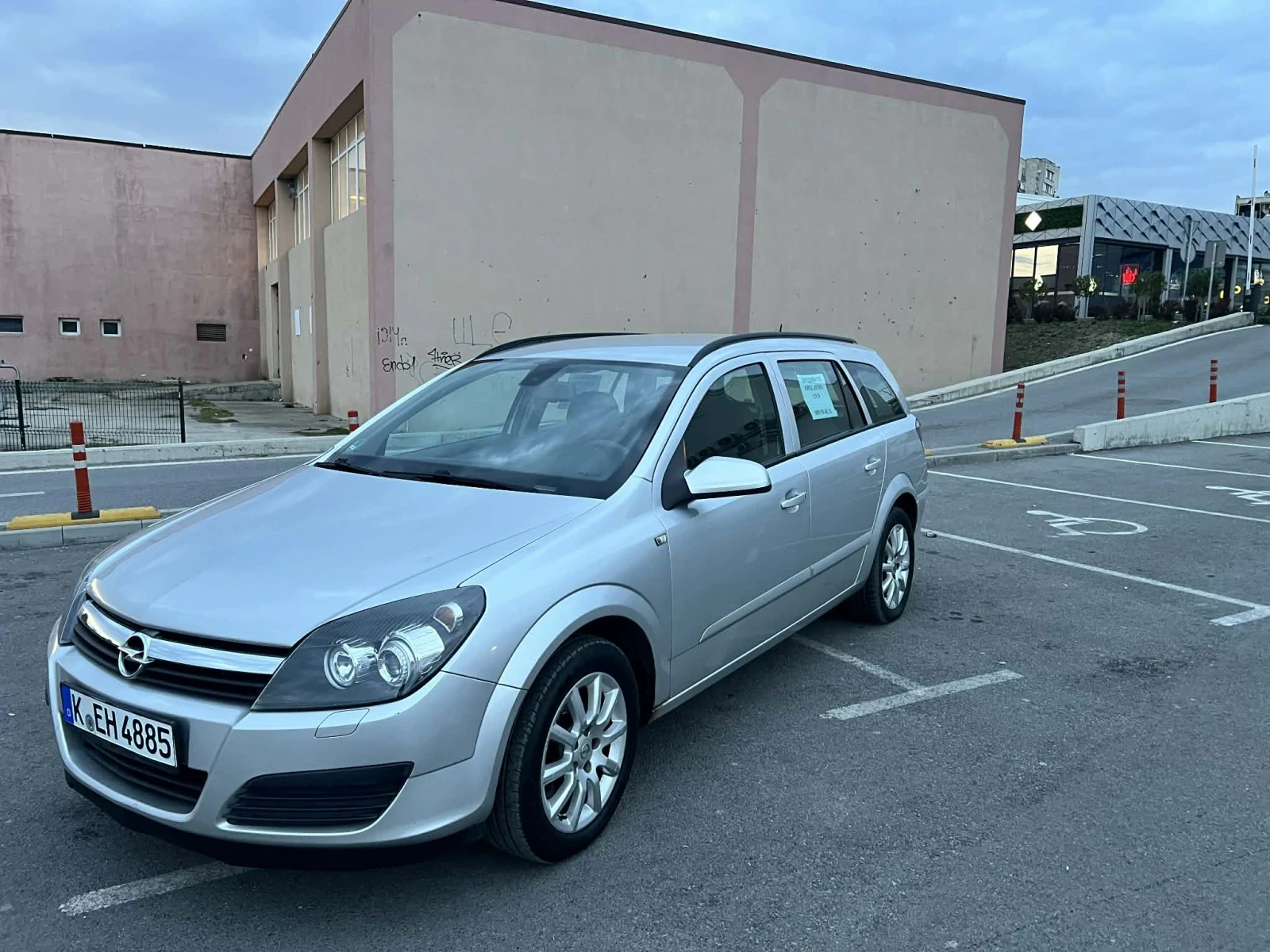 Opel Astra, снимка 3 - Автомобили и джипове - 53976953