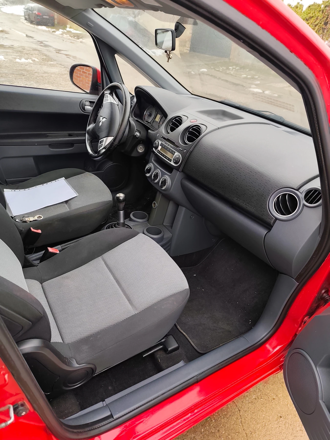 Mitsubishi Colt 1.3 MPI Invite ClearT , снимка 4 - Автомобили и джипове - 54060563