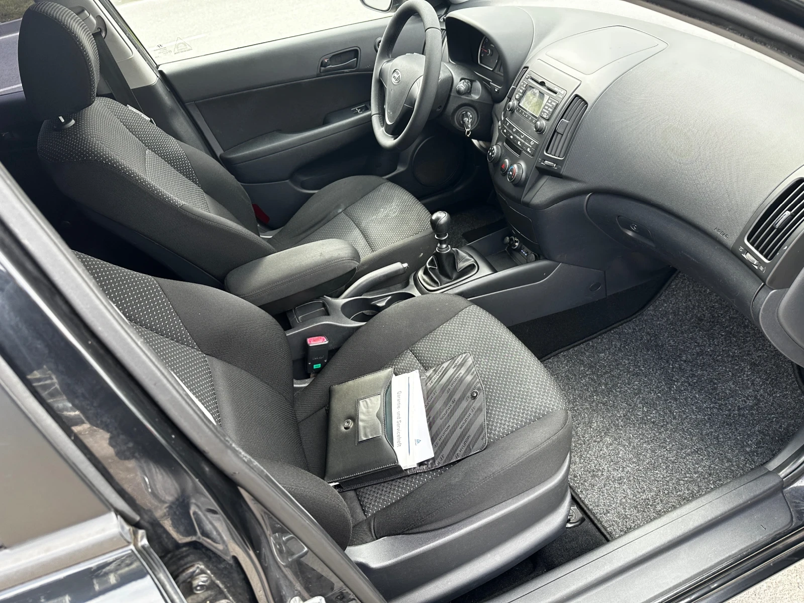 Hyundai I30 Бензин edition+ , снимка 15 - Автомобили и джипове - 54042643