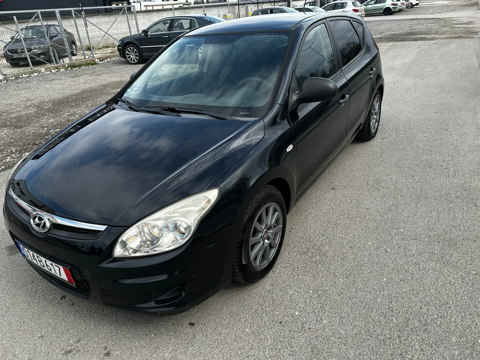 Hyundai I30 Бензин edition+ , снимка 2 - Автомобили и джипове - 54042643