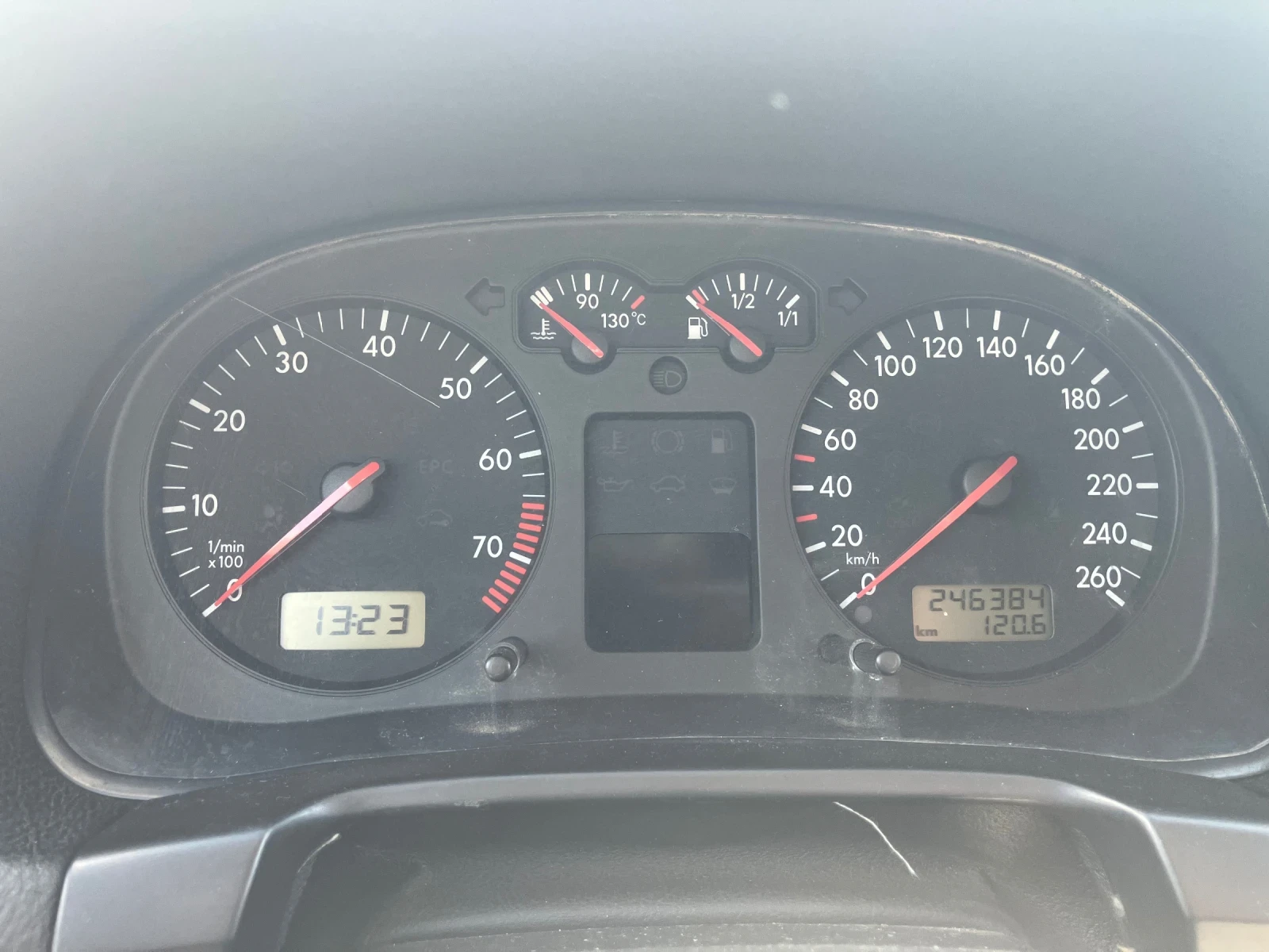 VW Golf, снимка 8 - Автомобили и джипове - 54123728