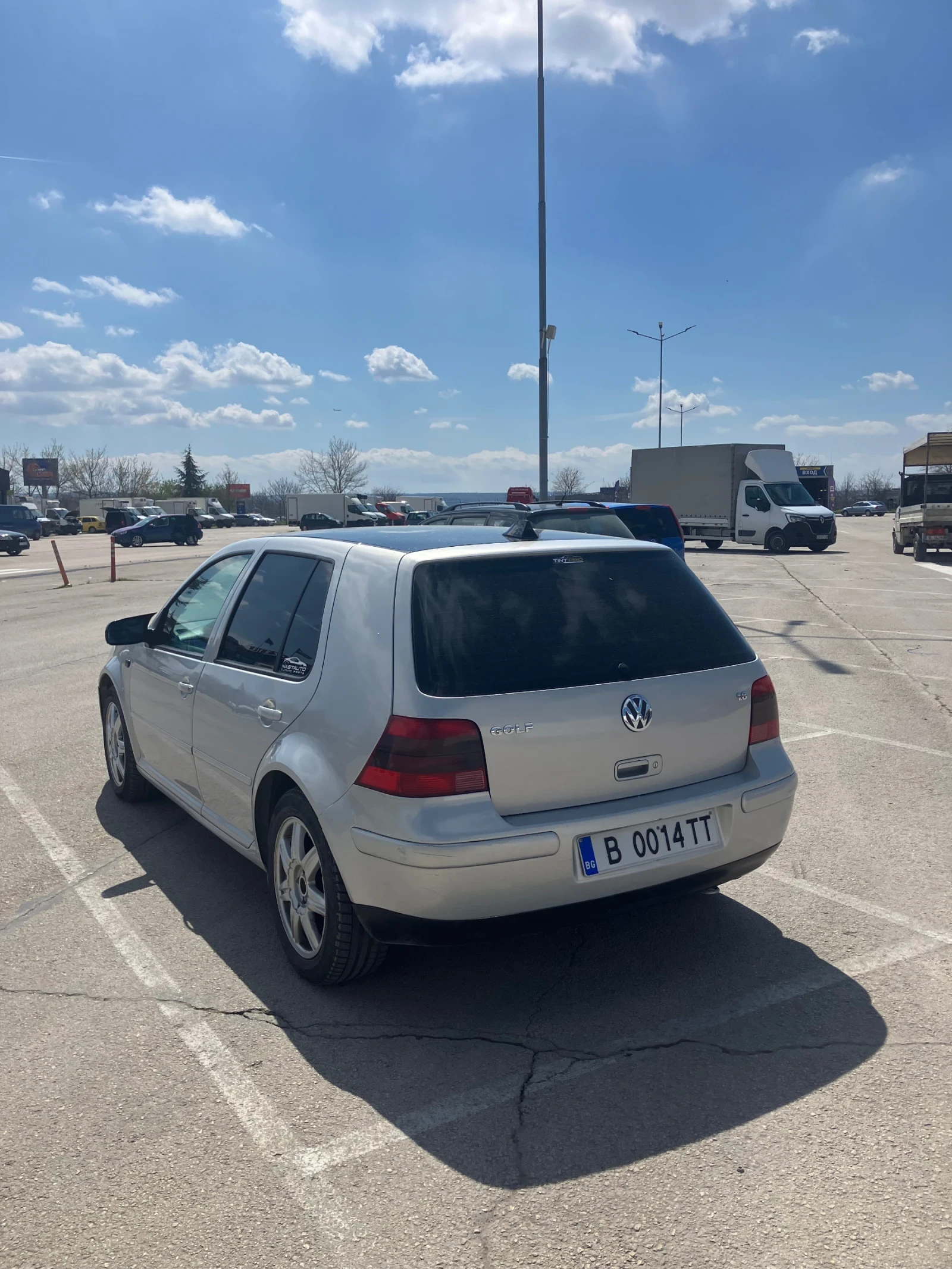 VW Golf, снимка 3 - Автомобили и джипове - 54123728