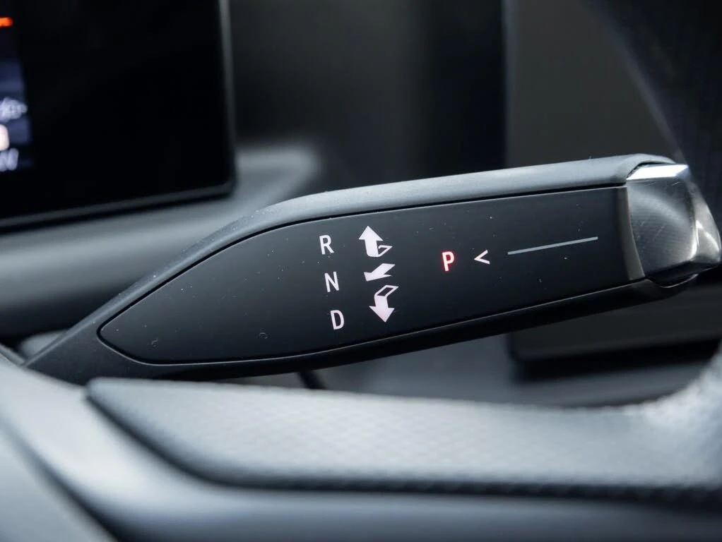 Chevrolet Silverado EV Work Truck with 3WT e4WD, снимка 13 - Автомобили и джипове - 54180538