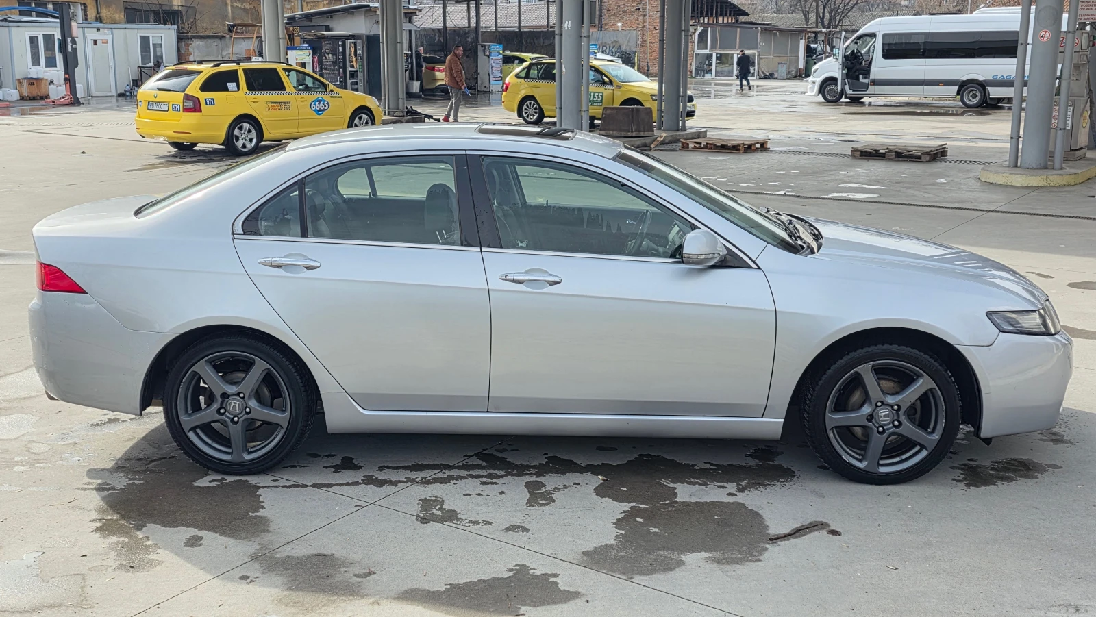 Honda Accord, снимка 8 - Автомобили и джипове - 54496501