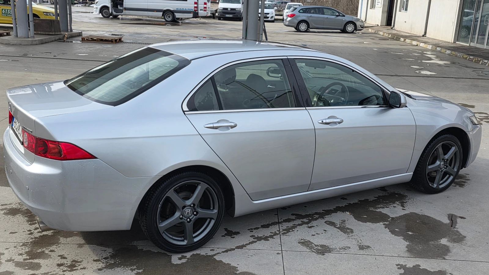 Honda Accord, снимка 2 - Автомобили и джипове - 54496501