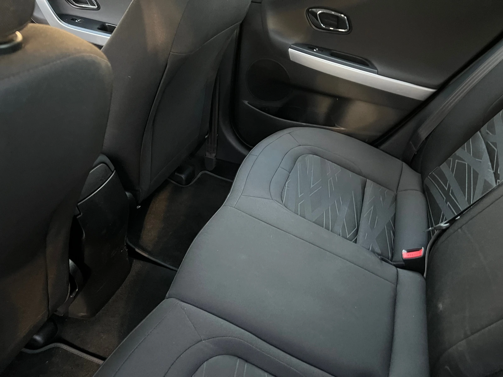 Kia Ceed 1.4 CVVT 100 кс, снимка 9 - Автомобили и джипове - 54579083