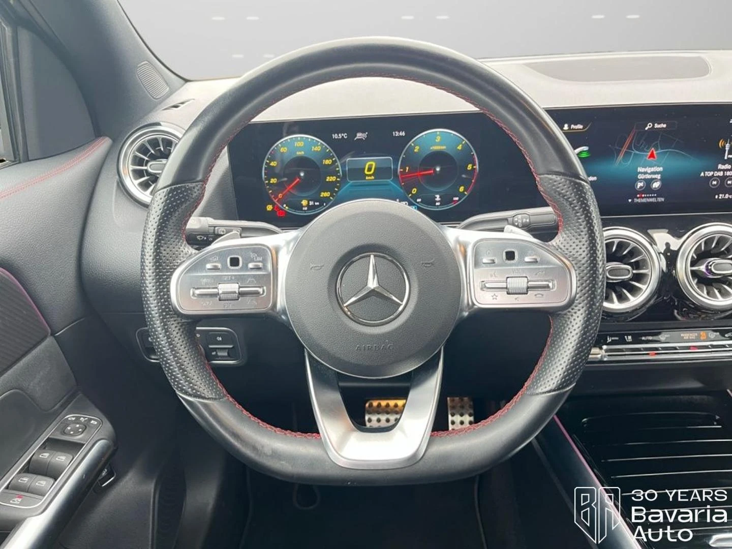 Mercedes-Benz GLA 200 d 4MATIC AMG Line NIGHT Paket, снимка 10 - Автомобили и джипове - 54746279