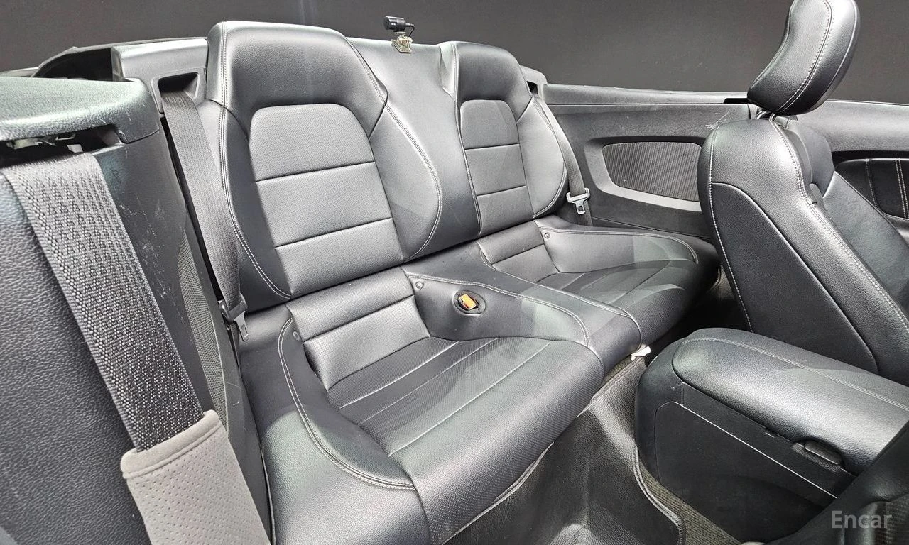 Ford Mustang 5.0 GT* ГЕНЕРАЦИЯ* F1 ВОЛАН* CARBON* DISTRONIC* , снимка 16 - Автомобили и джипове - 54923437