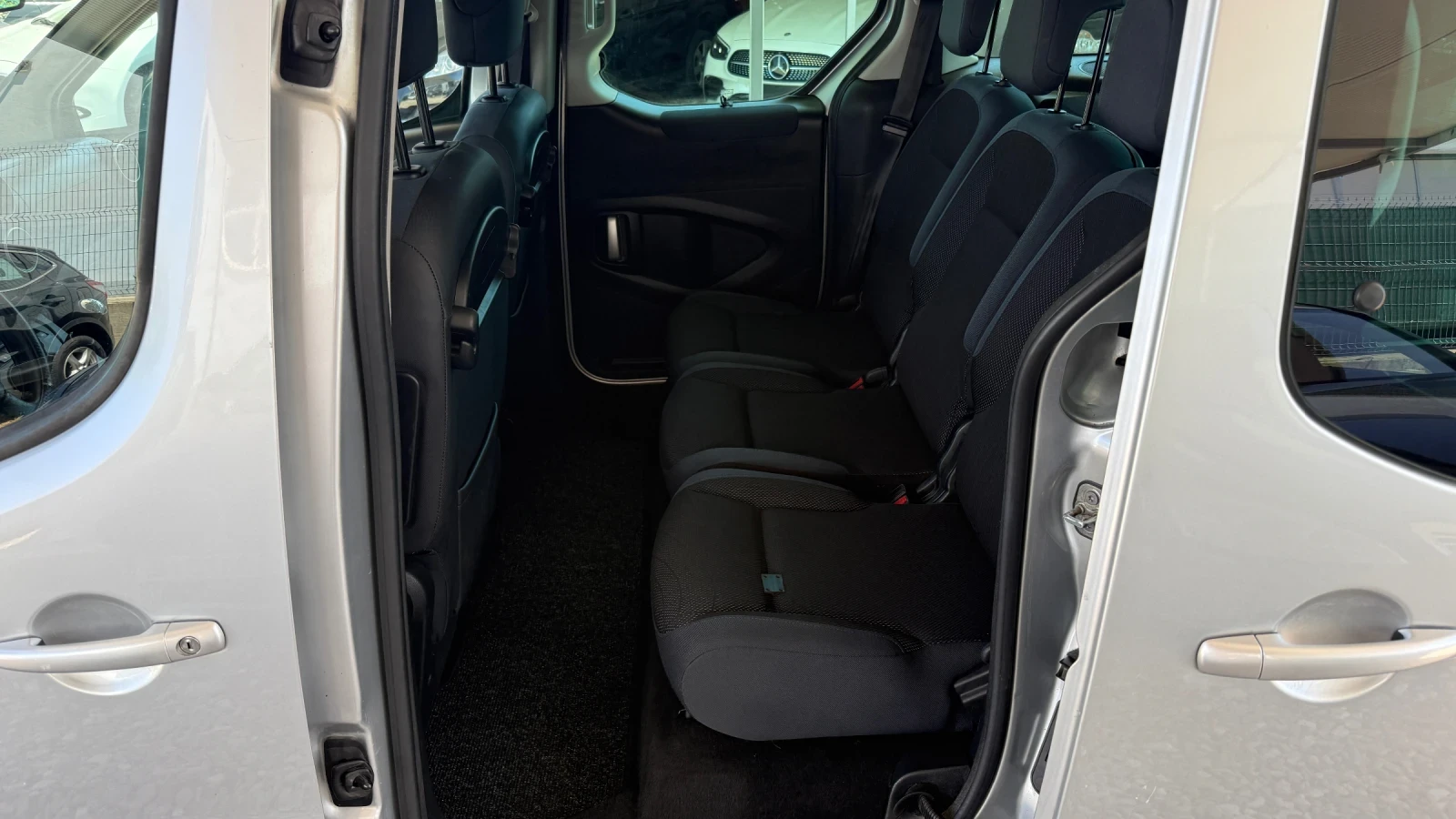 Peugeot Partner 1.6 i, снимка 6 - Автомобили и джипове - 55486245