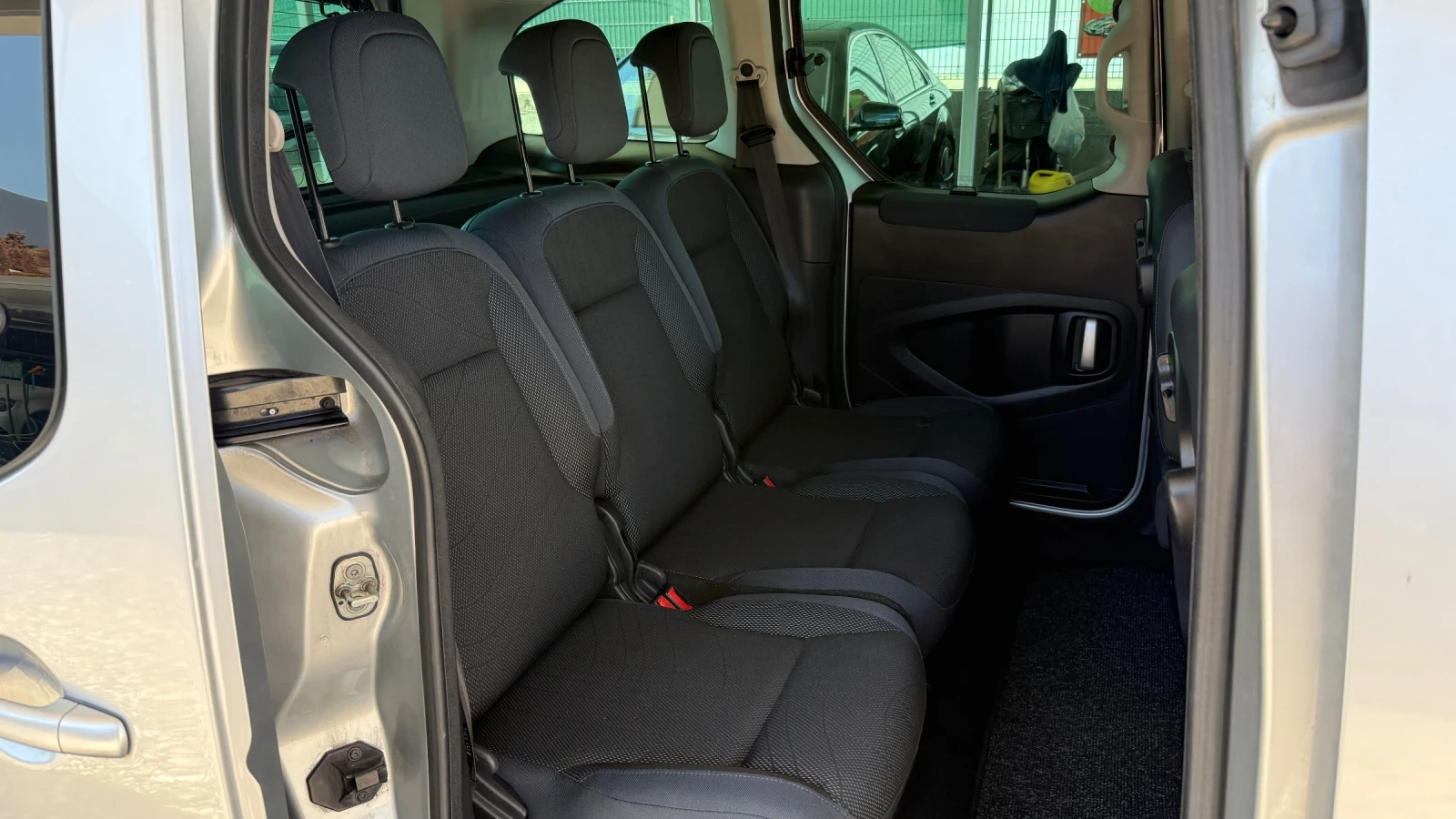 Peugeot Partner 1.6 i, снимка 8 - Автомобили и джипове - 55486245
