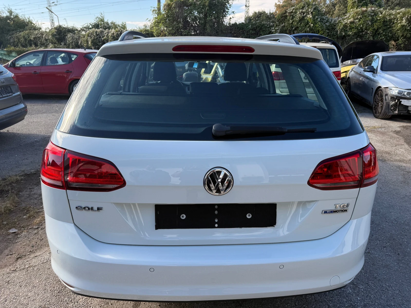 VW Golf 1.4 метан, снимка 4 - Автомобили и джипове - 56196119