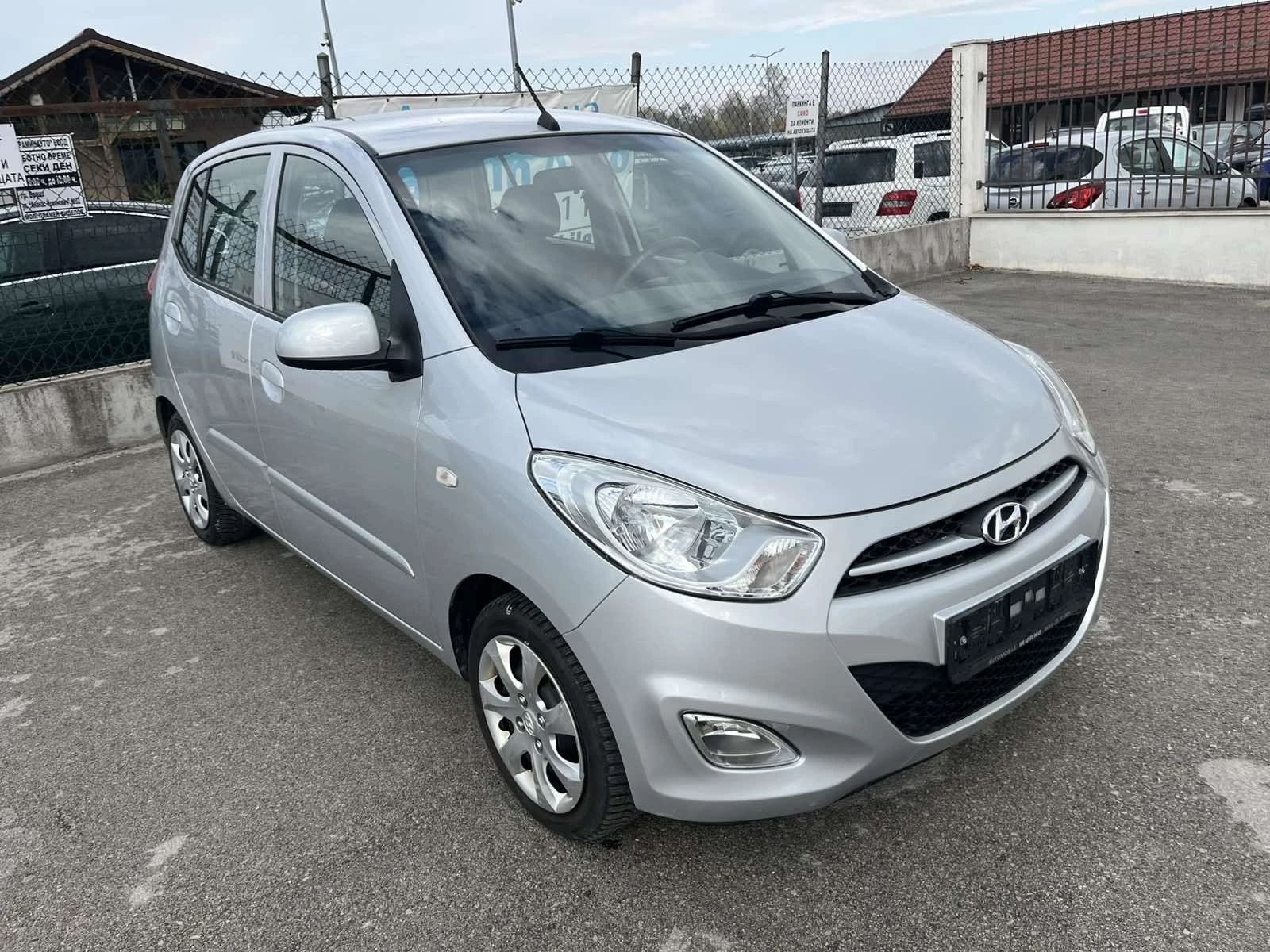 Hyundai I10 1.1I 70�� 102 000�� EURO 5B �������� | Mobile.bg � ����������� 3