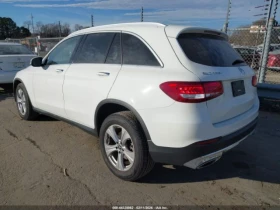 Mercedes-Benz GLC 300 4MATIC, снимка 3