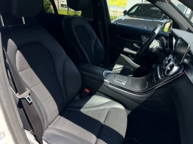 Mercedes-Benz GLC 220 d 4Matic Widescreen PANO Keyless Distronic Memory, снимка 16