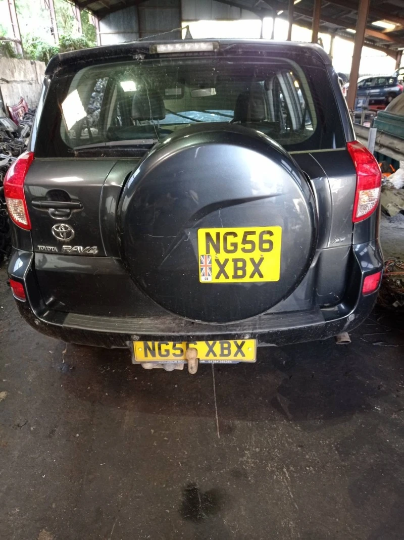 Toyota Rav4 2.2 D4D136kc, снимка 2 - Автомобили и джипове - 42214732