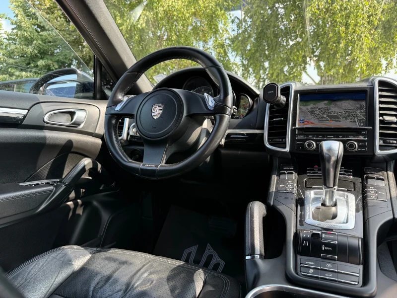 Porsche Cayenne 3.0 V6 diesel AWD, снимка 15 - Автомобили и джипове - 50564980