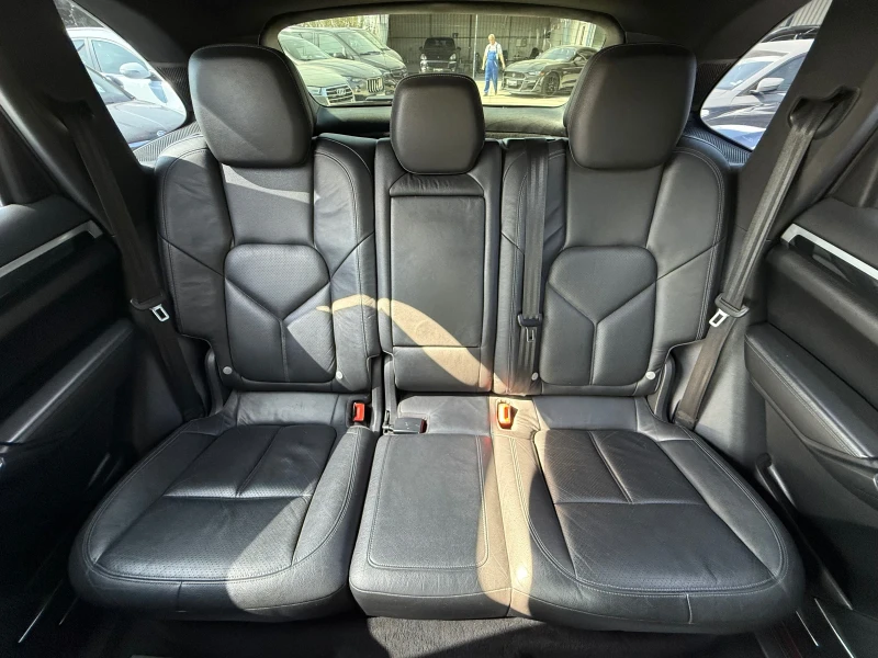 Porsche Cayenne 3.0 V6 diesel AWD, снимка 13 - Автомобили и джипове - 50564980