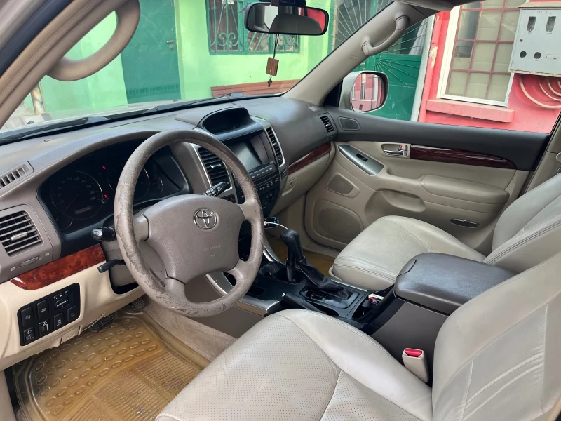 Toyota Land cruiser, снимка 4 - Автомобили и джипове - 51955156