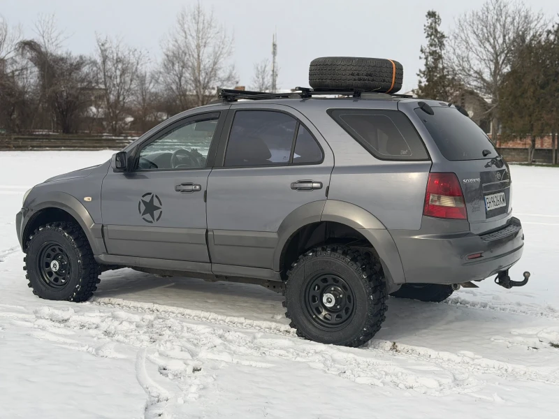 Kia Sorento, снимка 3 - Автомобили и джипове - 53087002