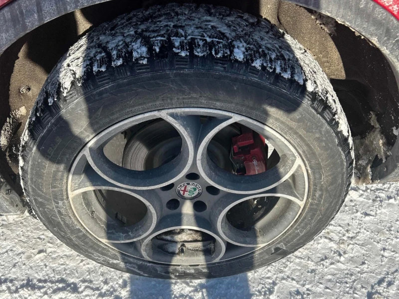 Alfa Romeo Stelvio Sport С РЕГИСТРАЦИЯ & АВТО КРЕДИТ , снимка 13 - Автомобили и джипове - 53467621