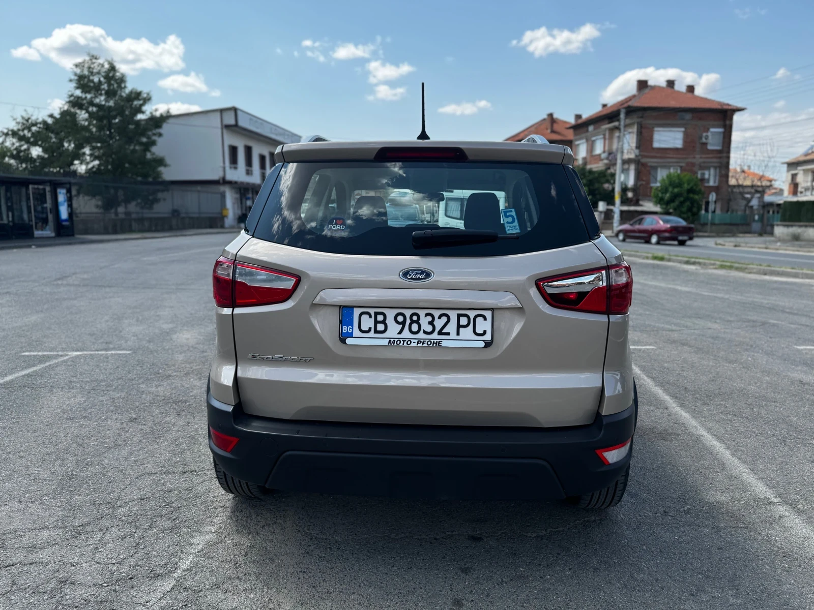 Ford EcoSport  - изображение 5