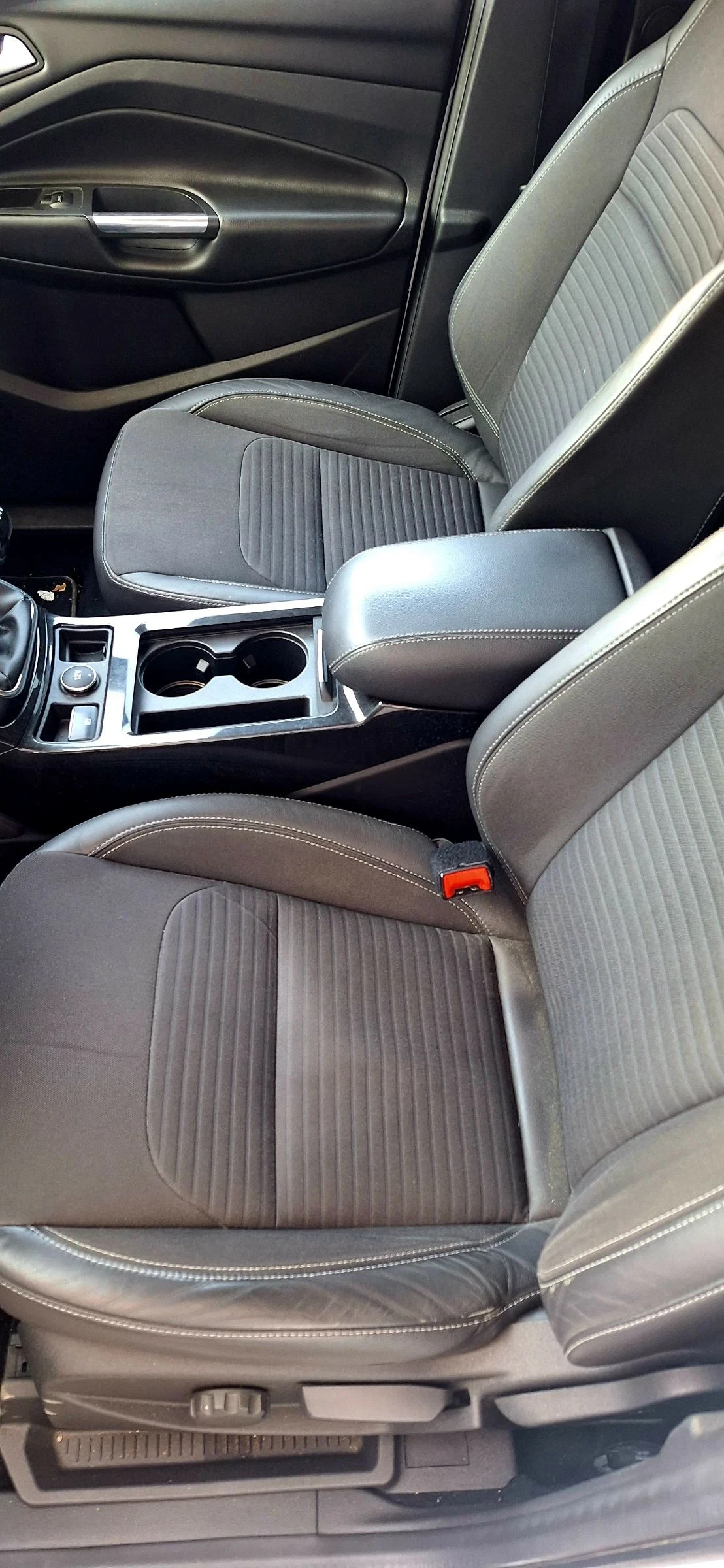 Ford Kuga 1.5 tdci 120 k.с - изображение 10