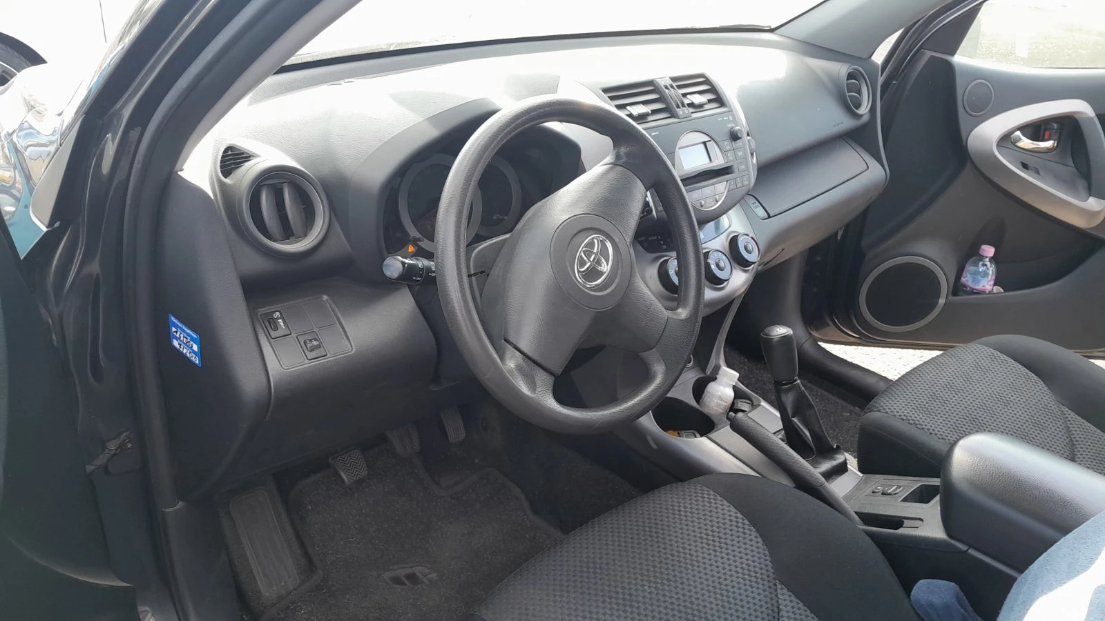 Toyota Rav4 SUV - изображение 3