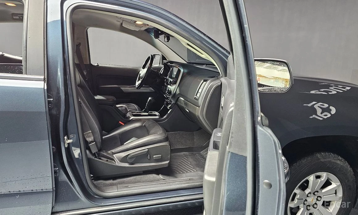 Chevrolet Colorado, снимка 11 - Автомобили и джипове - 53767311