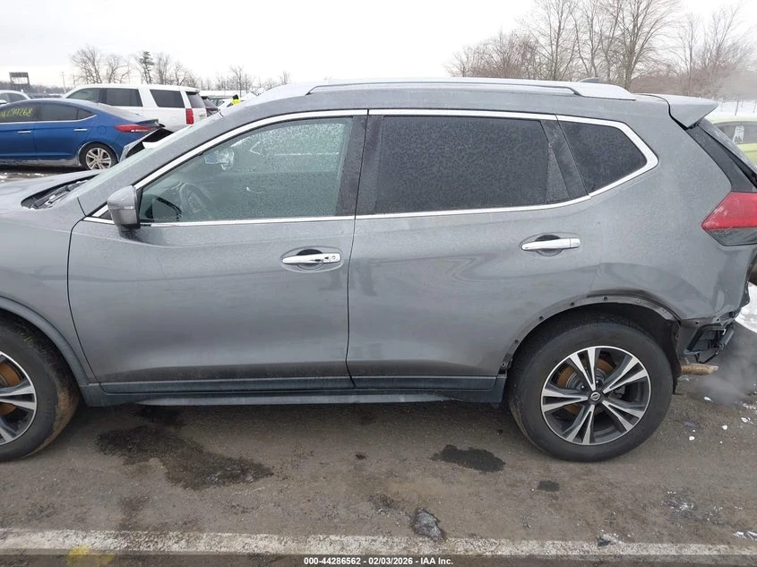 Nissan Rogue 2.5L I-4 DOHC, VVT, 170HP All Wheel Drive, снимка 14 - Автомобили и джипове - 53937346