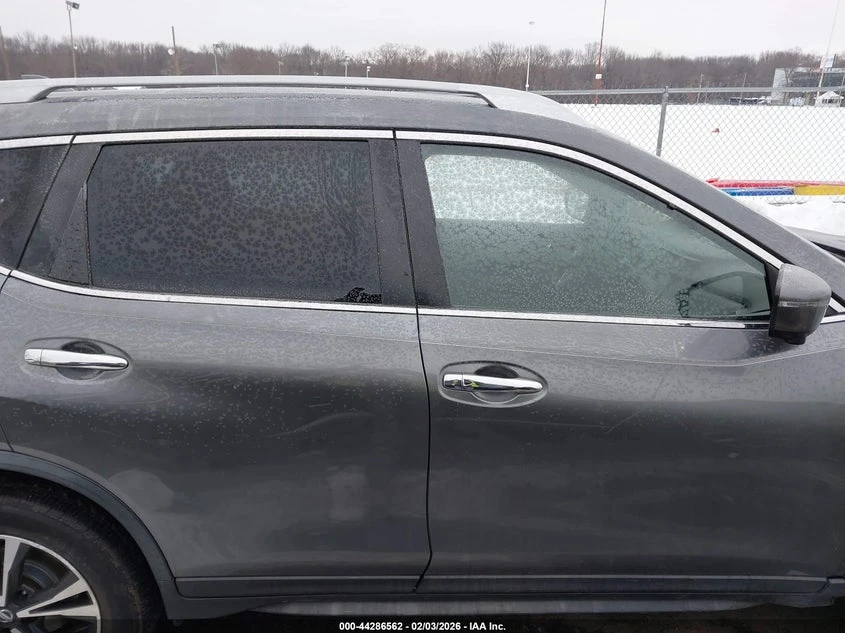 Nissan Rogue 2.5L I-4 DOHC, VVT, 170HP All Wheel Drive, снимка 13 - Автомобили и джипове - 53937346