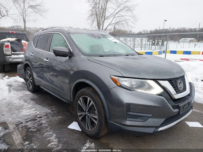Nissan Rogue 2.5L I-4 DOHC, VVT, 170HP All Wheel Drive